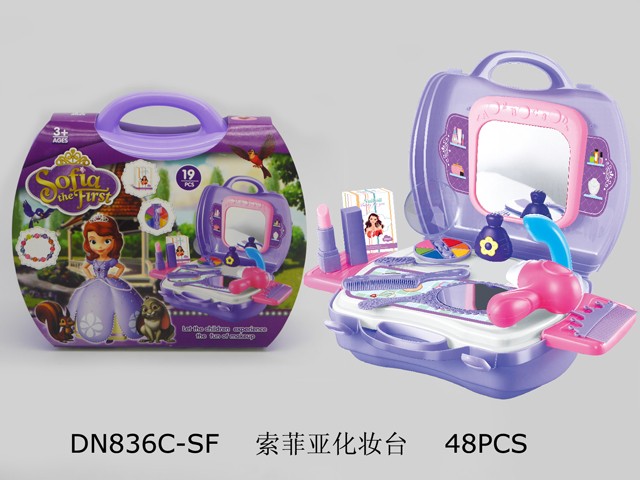 <img src='photo/2019/HD061845.jpg'width='400' height='300'>